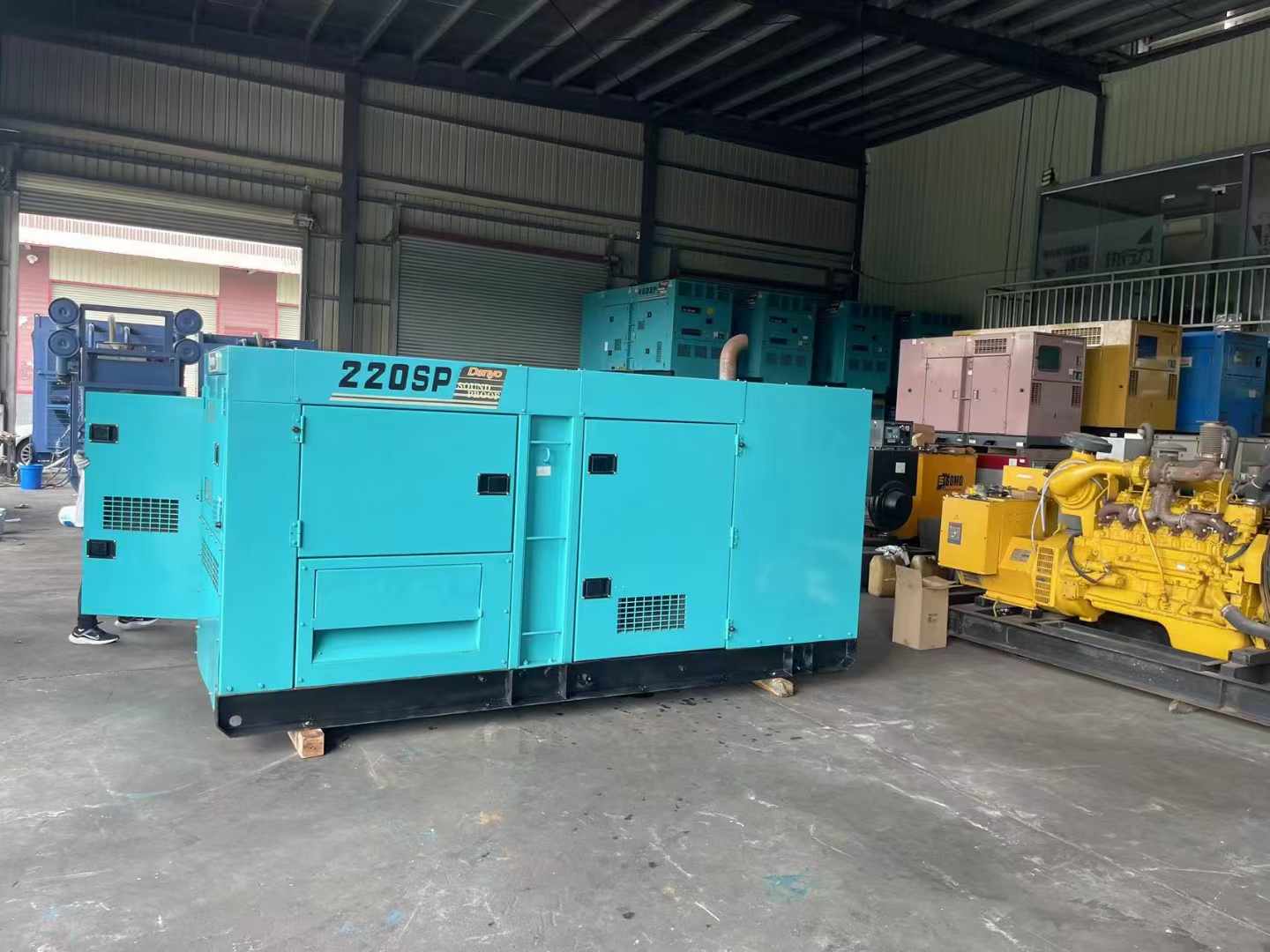 覃塘800kW 柴油发电机的输出电流波动范围是多少?