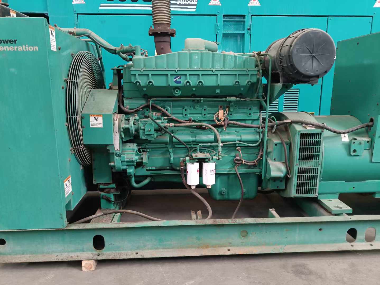 覃塘过载会对 600kW 柴油发电机组造成哪些损害？
