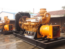 覃塘发电机组的频率规格是如何确定的？