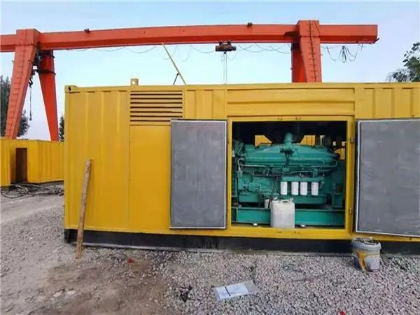 覃塘冬季低温环境下，500KW发电机组应该选择什么类型的启动电瓶？